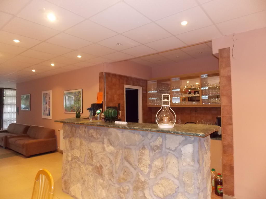 Balatonföldvár Hotel Family מראה חיצוני תמונה