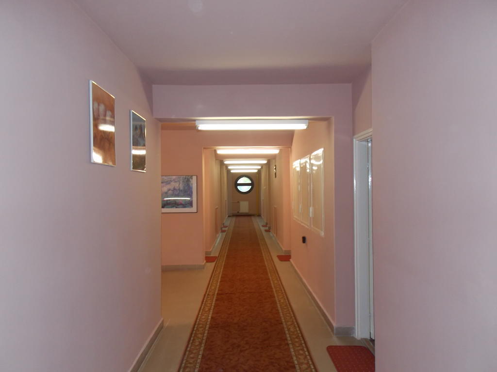 Balatonföldvár Hotel Family מראה חיצוני תמונה